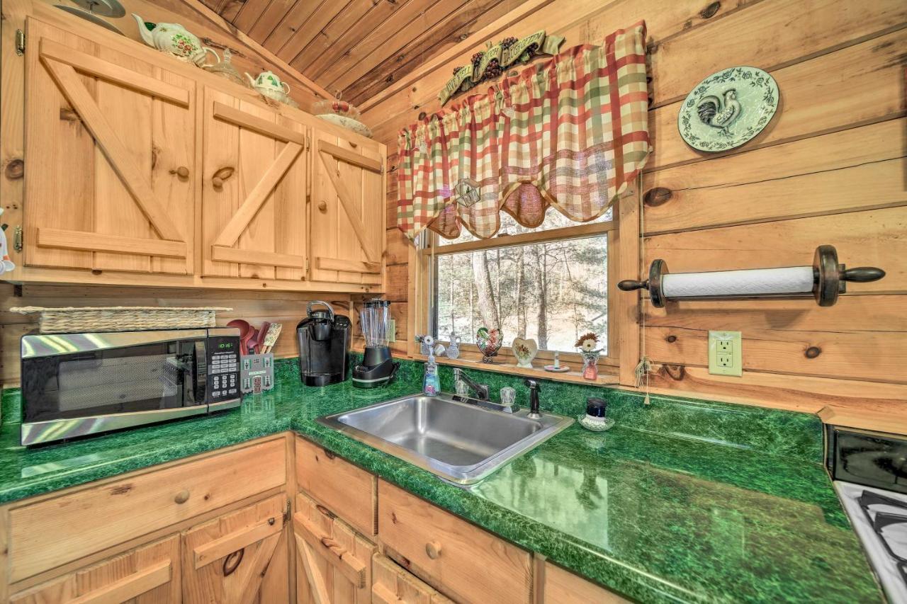 Franklin Cabin With Porch Near Hiking And Waterfalls! Exterior foto