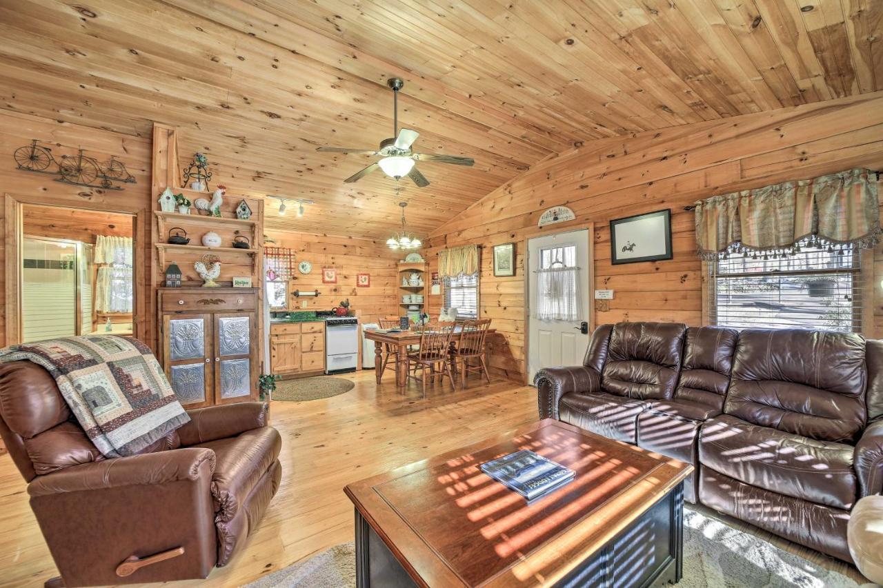 Franklin Cabin With Porch Near Hiking And Waterfalls! Exterior foto